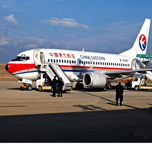 鄂托克前旗敖勒召其航空运输航空快运业稳步发展的原因是什么？